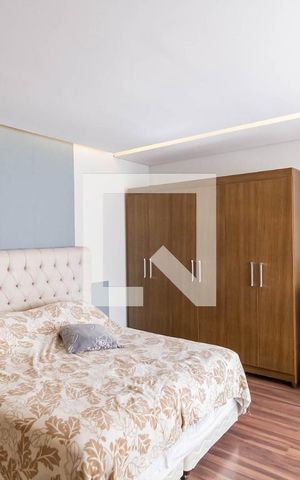 Casa à venda com 274m², 2 quartos e 8 vagas Casa à venda com 274m², 2 quartos e 8 vagasSuíte