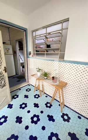 Casa à venda com 96m², 5 quartos e 1 vagaBanheiro