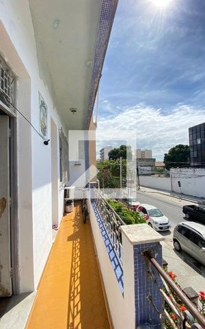 Casa à venda com 96m², 5 quartos e 1 vagaVaranda