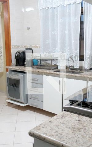 Casa à venda com 308m², 4 quartos e 6 vagasCozinha