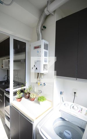 Apartamento à venda com 45m², 2 quartos e 1 vagaÁrea de Serviço