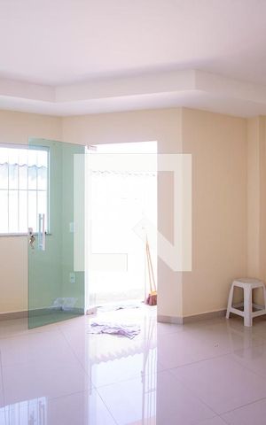 Casa para alugar com 90m², 2 quartos e 1 vaga Casa para alugar com 90m², 2 quartos e 1 vagaSala