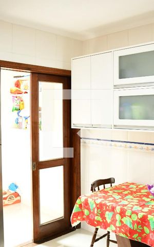 Casa para alugar com 100m², 2 quartos e 1 vagaCozinha