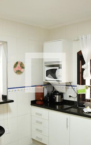 Casa para alugar com 100m², 2 quartos e 1 vagaCozinha