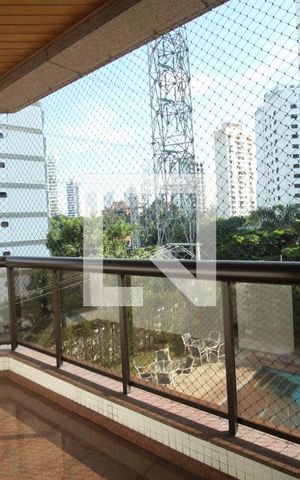 Apartamento à venda com 325m², 3 quartos e 5 vagasVaranda