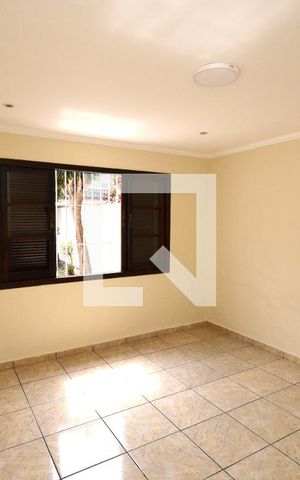 Casa para alugar com 110m², 3 quartos e 4 vagasQuarto 1