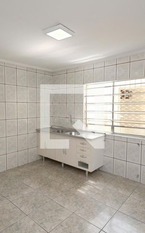 Casa para alugar com 110m², 3 quartos e 4 vagasCozinha