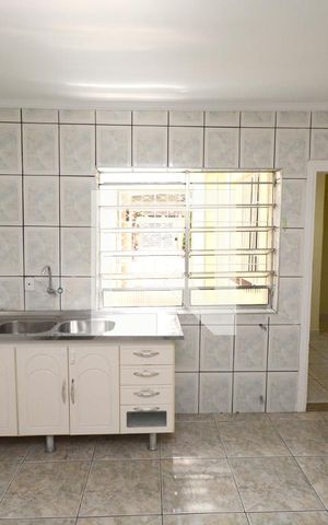 Casa para alugar com 110m², 3 quartos e 4 vagasCozinha
