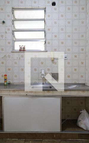 Apartamento para alugar com 72m², 2 quartos e sem vaga Apartamento para alugar com 72m², 2 quartos e sem vagaCozinha