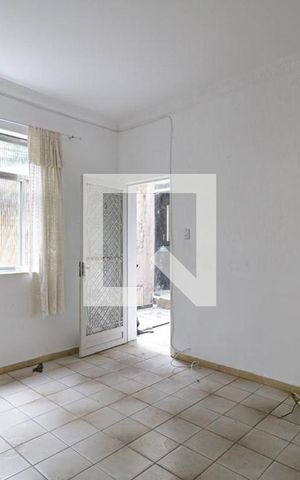 Apartamento para alugar com 72m², 2 quartos e sem vaga Apartamento para alugar com 72m², 2 quartos e sem vagaSala