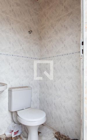 Casa à venda com 360m², 3 quartos e 3 vagas Casa à venda com 360m², 3 quartos e 3 vagasBanheiro