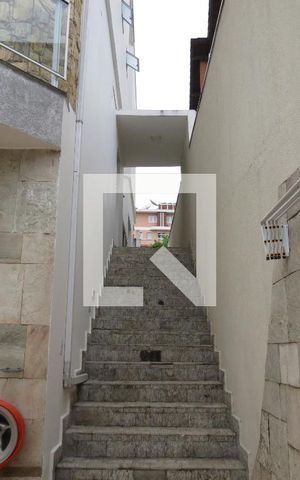 Casa à venda com 280m², 4 quartos e 10 vagasCorredor Externo