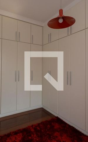 Apartamento à venda com 156m², 3 quartos e 2 vagas Apartamento à venda com 156m², 3 quartos e 2 vagasQuarto 2 - Armários