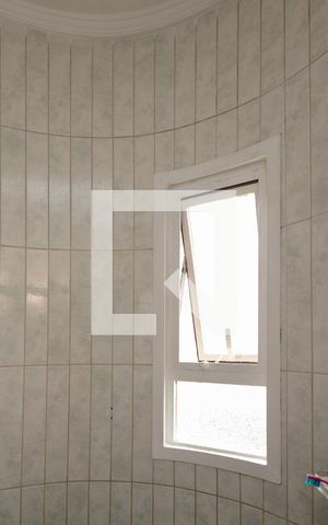 Apartamento à venda com 156m², 3 quartos e 2 vagas Apartamento à venda com 156m², 3 quartos e 2 vagasBanheiro social
