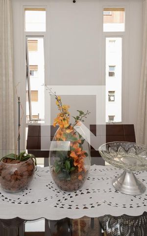 Apartamento à venda com 156m², 3 quartos e 2 vagas Apartamento à venda com 156m², 3 quartos e 2 vagasSala de jantar