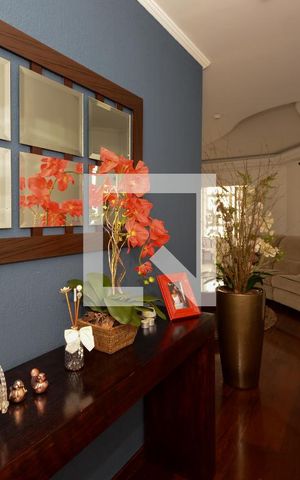 Apartamento à venda com 156m², 3 quartos e 2 vagas Apartamento à venda com 156m², 3 quartos e 2 vagasSala
