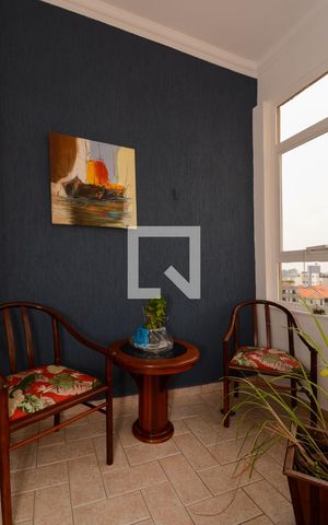 Apartamento à venda com 156m², 3 quartos e 2 vagas Apartamento à venda com 156m², 3 quartos e 2 vagasSacada da Sala