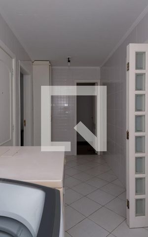 Apartamento à venda com 156m², 3 quartos e 2 vagas Apartamento à venda com 156m², 3 quartos e 2 vagasLavanderia