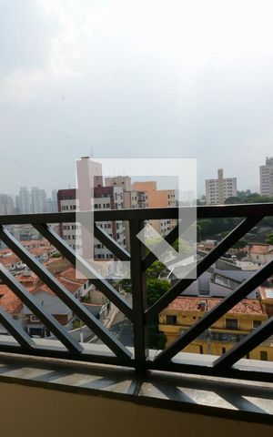Apartamento à venda com 156m², 3 quartos e 2 vagas Apartamento à venda com 156m², 3 quartos e 2 vagasSacada da suite e quarto 2