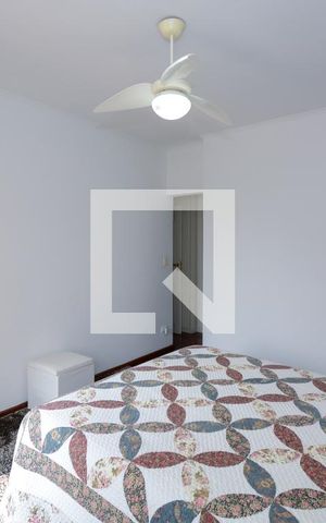 Apartamento à venda com 156m², 3 quartos e 2 vagas Apartamento à venda com 156m², 3 quartos e 2 vagasSuíte
