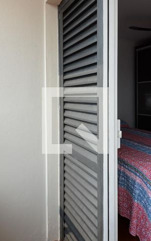 Apartamento à venda com 156m², 3 quartos e 2 vagas Apartamento à venda com 156m², 3 quartos e 2 vagasSacada do quarto 3