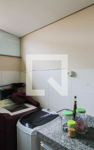 Casa à venda com 180m², 3 quartos e 5 vagas Casa à venda com 180m², 3 quartos e 5 vagasCasa 2 - Área de Serviço