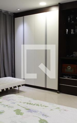 Apartamento à venda com 700m², 6 quartos e 3 vagasQuarto 1