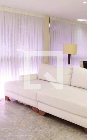 Apartamento à venda com 700m², 6 quartos e 3 vagasSala 2