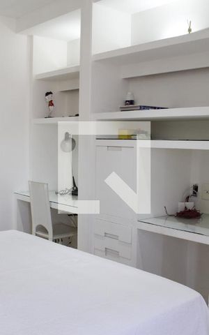 Apartamento à venda com 700m², 6 quartos e 3 vagasQuarto 3 suite
