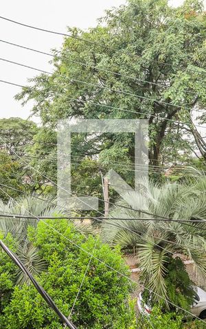 Apartamento à venda com 90m², 4 quartos e sem vaga Apartamento à venda com 90m², 4 quartos e sem vagaVista