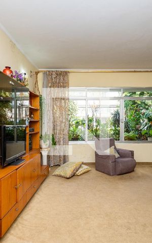 Casa à venda com 380m², 3 quartos e 3 vagasSala