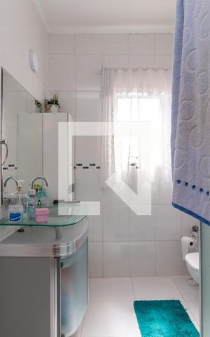 Casa à venda com 120m², 3 quartos e 1 vagaBanheiro 1