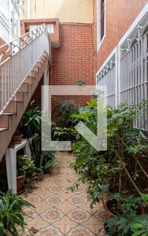 Casa à venda com 120m², 3 quartos e 1 vagaQuintal de Entrada