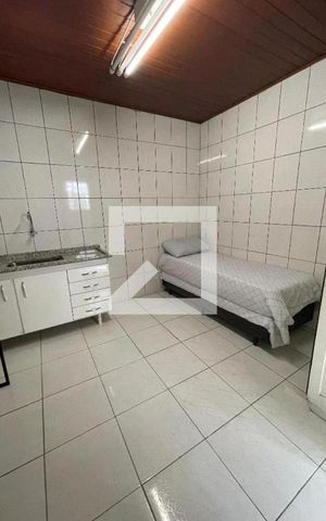 Studio para alugar com 20m², 1 quarto e sem vaga Studio para alugar com 20m², 1 quarto e sem vagaKitnet