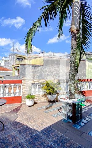 Casa à venda com 192m², 3 quartos e 2 vagasÁrea externa