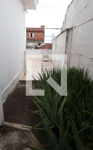 Casa à venda com 480m², 3 quartos e 3 vagasCorredor
