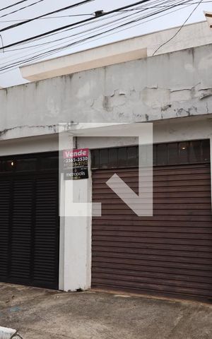 Casa à venda com 480m², 3 quartos e 3 vagasFachada