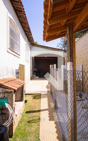 Casa à venda com 500m², 5 quartos e 5 vagasCanil