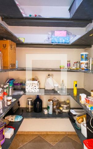 Casa à venda com 500m², 5 quartos e 5 vagasCozinha - Armazem