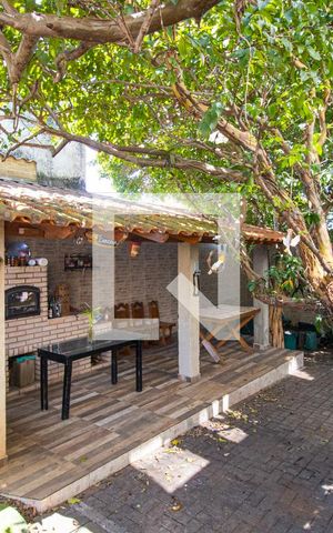 Casa à venda com 500m², 5 quartos e 5 vagasQuintal