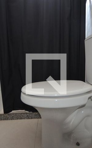 Apartamento para alugar com 45m², 1 quarto e sem vagaBanheiro