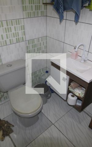 Casa à venda com 150m², 5 quartos e 2 vagasBanheiro 1