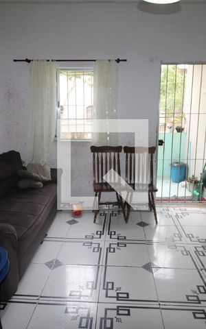 Casa à venda com 150m², 5 quartos e 2 vagasSala / Cozinha
