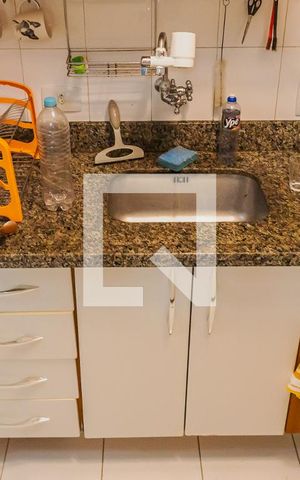 Apartamento para alugar com 60m², 2 quartos e sem vagaCozinha e Área de Serviço