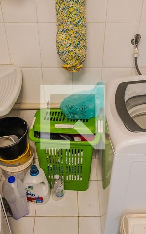 Apartamento para alugar com 60m², 2 quartos e sem vagaCozinha e Área de Serviço
