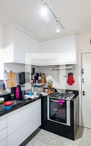 Apartamento para alugar com 140m², 2 quartos e 3 vagas Apartamento para alugar com 140m², 2 quartos e 3 vagasCozinha