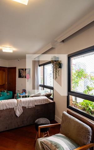 Apartamento para alugar com 140m², 2 quartos e 3 vagas Apartamento para alugar com 140m², 2 quartos e 3 vagasSala