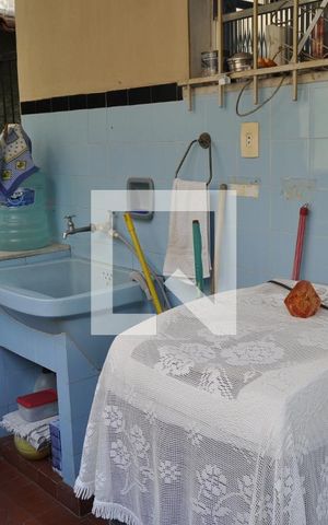 Casa à venda com 149m², 3 quartos e 1 vagaÁrea de serviço 