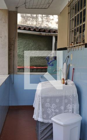 Casa à venda com 149m², 3 quartos e 1 vagaÁrea de serviço 