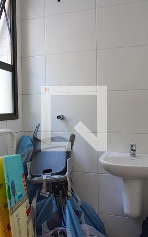 Apartamento para alugar com 200m², 2 quartos e 2 vagasBanheiro de serviço